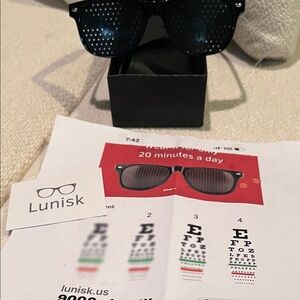 Black Wearable Glasses